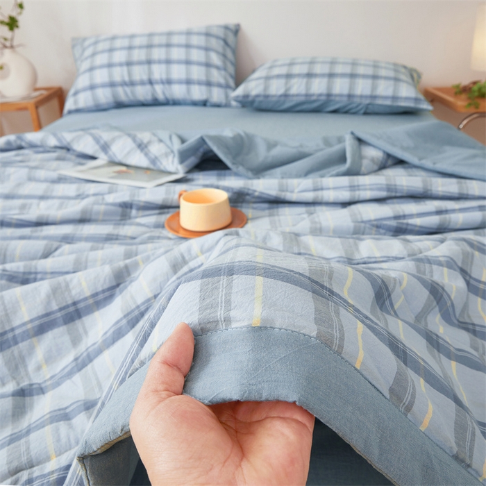 91家纺网 家纺一手货源 找家纺 2025新款A类里外全棉夏凉被100%新疆棉纯棉全棉填充无印格子款空调被原棉夏被 里外全棉-森蓝格