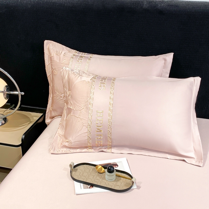 91家纺网 家纺一手货源 找家纺 子曰 2025新款金丝提花浮雕刺绣水洗真丝四件套 花语-粉