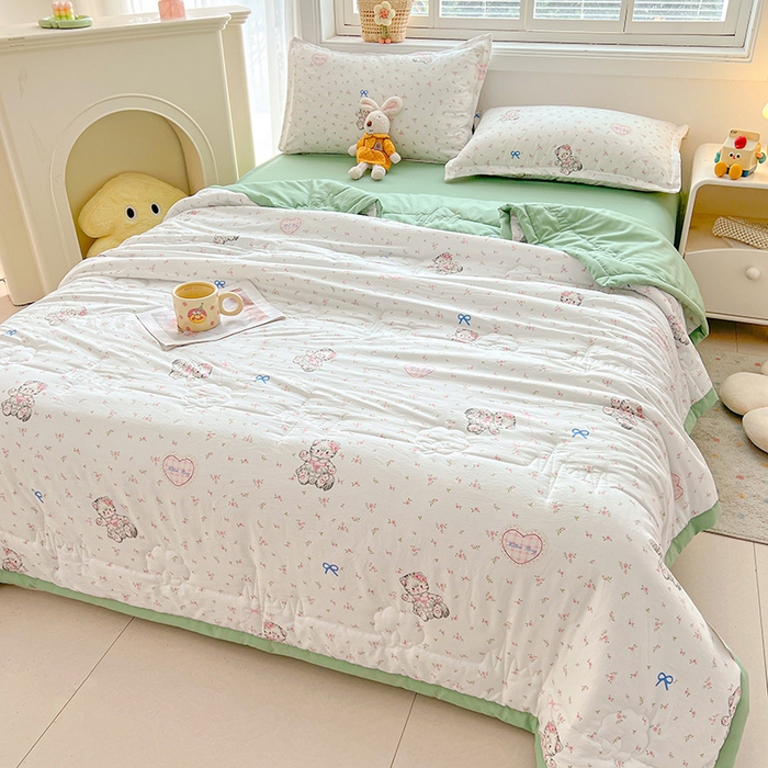 91家纺网 家纺一手货源 找家纺 西域种棉人·千百笠 2025新款A类新疆棉花夏凉被加宽包边水洗棉卡通印花吸湿透气棉花夏被空调被 凌香 招财猫