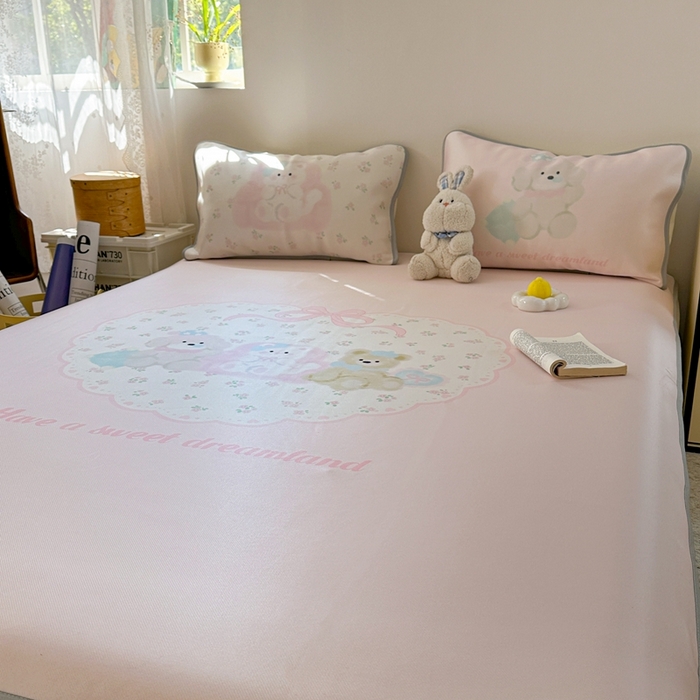 91家纺网 家纺一手货源 找家纺 美乐迪家纺 2025新款碳光凉感冰丝席 碎花汪