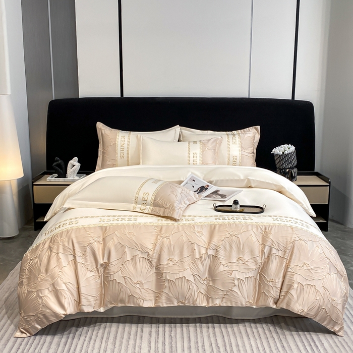 91家纺网 家纺一手货源 找家纺 子曰 2025新款金丝提花浮雕刺绣水洗真丝四件套 花语-米白