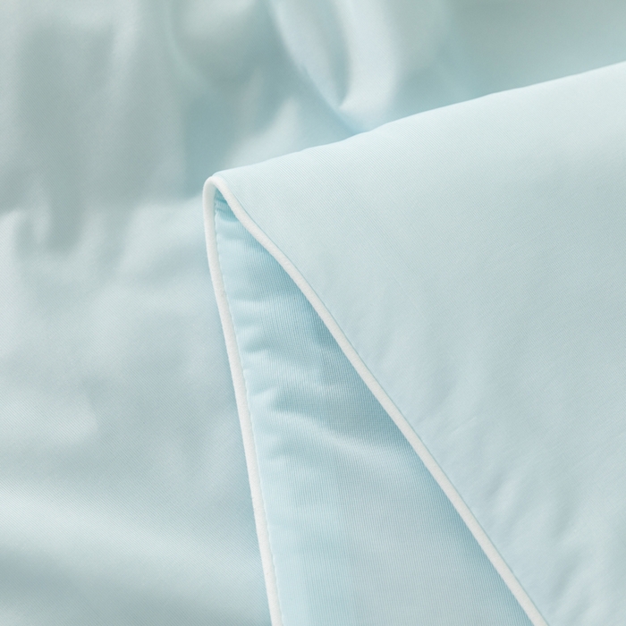 91家纺网 家纺一手货源 找家纺 瑜珠家纺 2025新款瑜珠云母凉感丝夏被 月光蓝