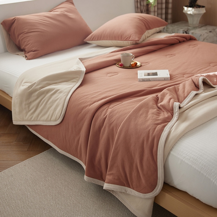 91家纺网 家纺一手货源 找家纺 安莱生活 2025新款全棉纯棉云感针织棉双拼夏被夏凉被空调被 慕斯双拼