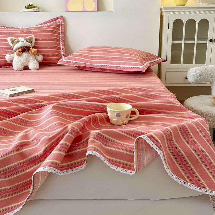 91家纺网 家纺一手货源 找家纺 新印象  2025新款花边老粗布床单款床笠款三件套细条纹-红