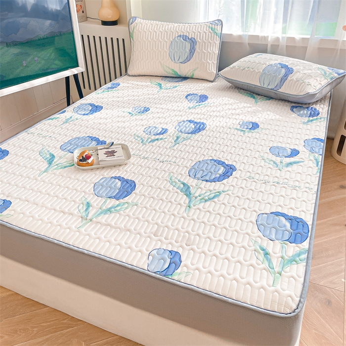 91家纺网 家纺一手货源 找家纺 布卢姆床垫 2025新款5mmA类乳胶凉席床笠套件夏被组合 郁金香-蓝