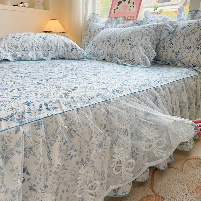 91家纺网 家纺一手货源 找家纺 宜凡家纺 2025新款全棉蕾丝花边床裙三件套 花香浮梦