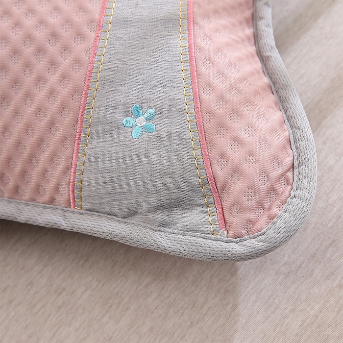 91家纺网 家纺一手货源 找家纺 纽乐家纺 2025夏季夏凉茶香枕头冰丝凉感华夫格凉豆豆茶叶茉莉花枕头枕芯 冰丝华夫格茶香枕-粉色 35x55cm/只