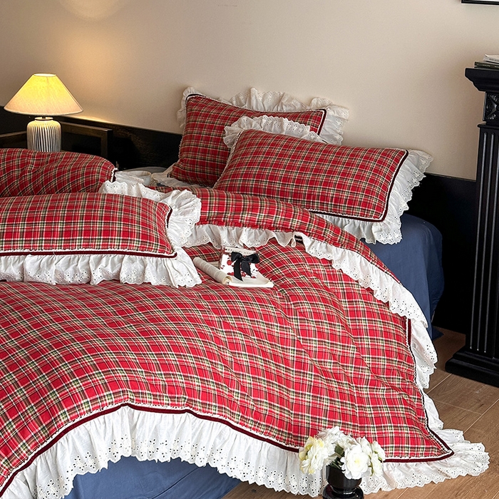 91家纺网 家纺一手货源 找家纺 蓝邻家纺 2025春夏新款全棉纯棉复古双层纱花边织带款四件套 清格