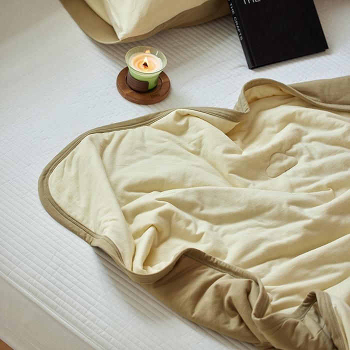 91家纺网 家纺一手货源 找家纺 安莱生活 2025新款全棉纯棉云感针织棉双拼夏被夏凉被空调被 陌上春双拼