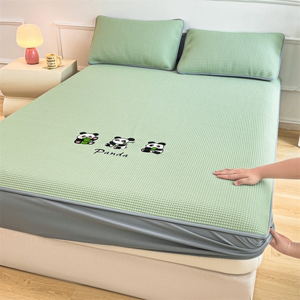 2025年新款乙纶华夫格刺绣熊猫漫野冰豆豆系列熊猫-清新绿-床笠款