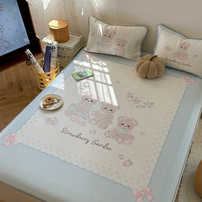 91家纺网 家纺一手货源 找家纺 美乐迪家纺 2025新款碳光凉感冰丝席 三只熊