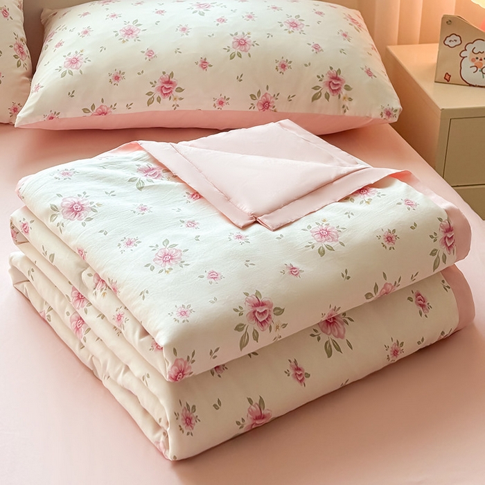 91家纺网 家纺一手货源 找家纺 （总）金喜 2025新款小清新风格有氧针织双层纱大豆被夏被四件套