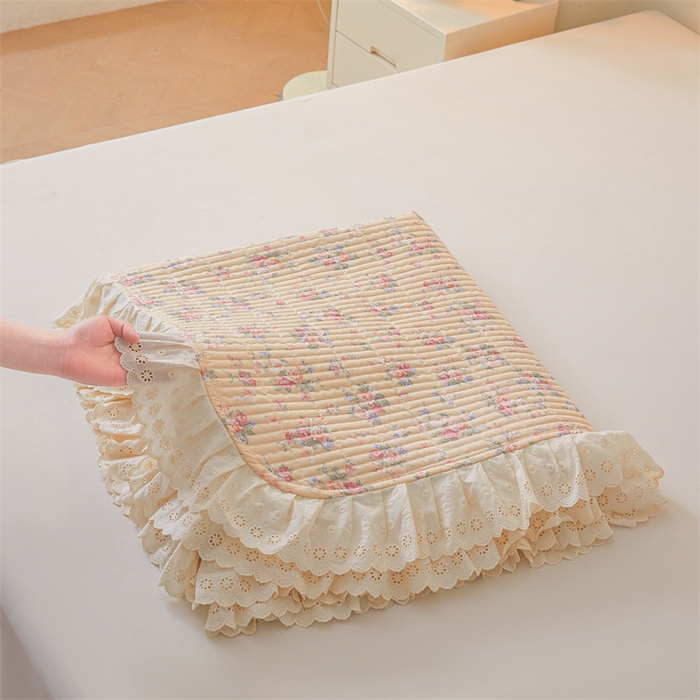 91家纺网 家纺一手货源 找家纺 恒爱家纺2025新款全棉纯棉韩版花边床盖 花开满天