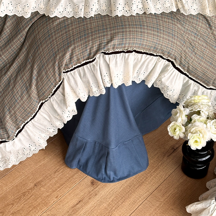 91家纺网 家纺一手货源 找家纺 蓝邻家纺 2025春夏新款全棉纯棉复古双层纱花边织带款四件套 梵可