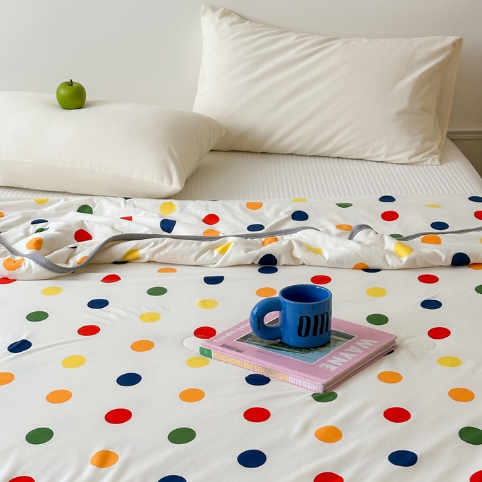 91家纺网 家纺一手货源 找家纺 觅糖家纺 2025新款软糯针织云柔大豆夏被 彩色波点