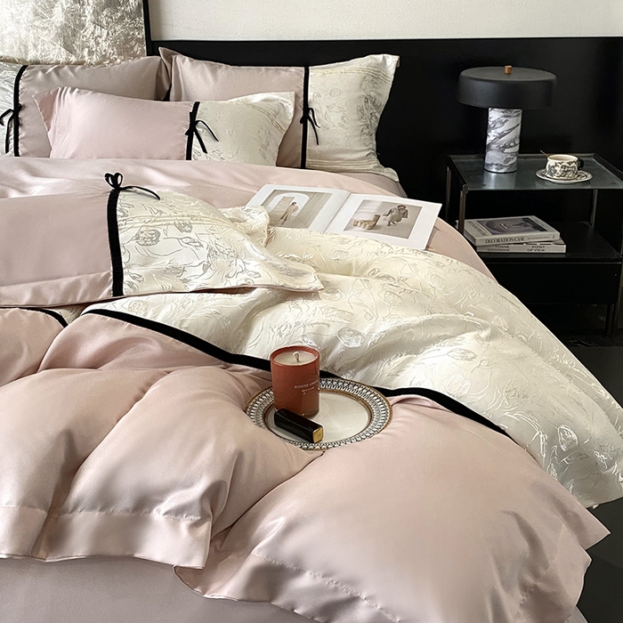 91家纺网 家纺一手货源 找家纺 （总）优悦生活馆 2025年新款工艺款冰丝浮雕拼接四件套