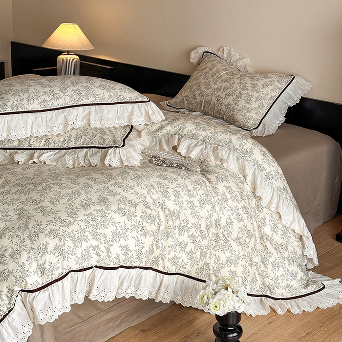 91家纺网 家纺一手货源 找家纺 蓝邻家纺 2025春夏新款全棉纯棉复古双层纱花边织带款四件套 瑞莎-深灰