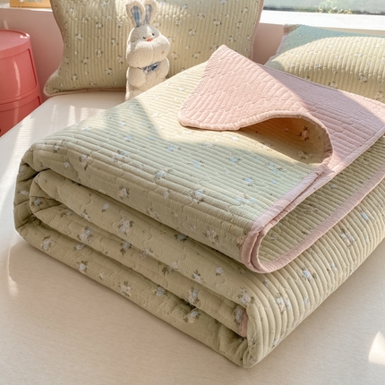 91家纺网 家纺一手货源 找家纺 （总）老帅的工厂店 2025新款a类云感双层纱7a抗菌夏被床盖四件套