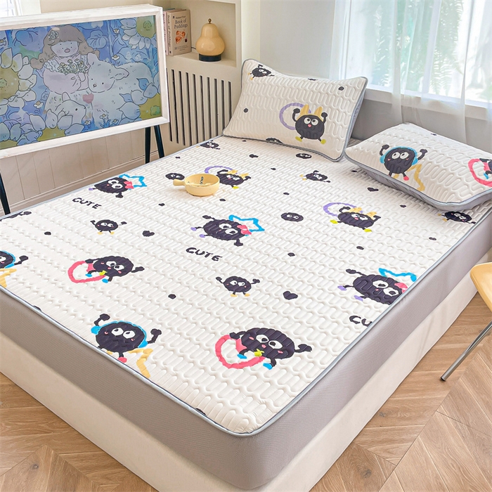 91家纺网 家纺一手货源 找家纺 布卢姆床垫 2025新款5mmA类乳胶凉席床笠套件夏被组合 可爱煤球