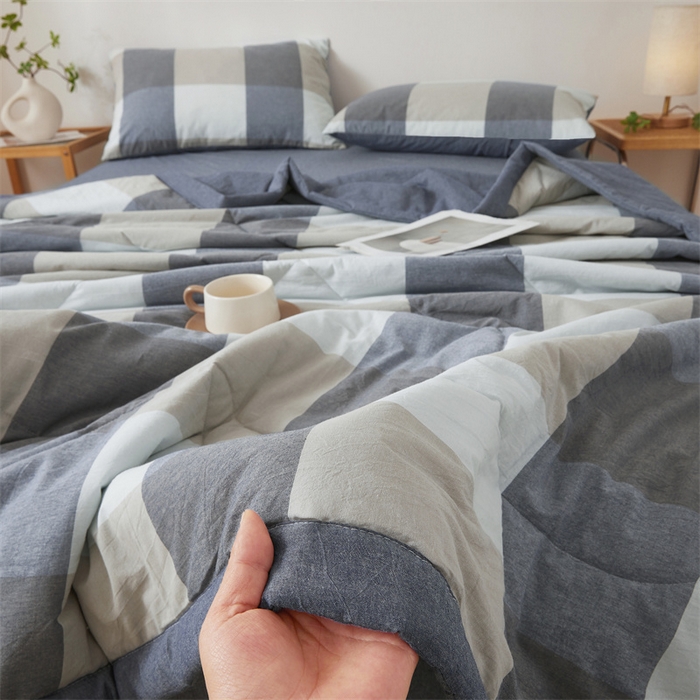 91家纺网 家纺一手货源 找家纺 2025新款A类里外全棉夏凉被100%新疆棉纯棉全棉填充无印格子款空调被原棉夏被 里外全棉-蓝大格