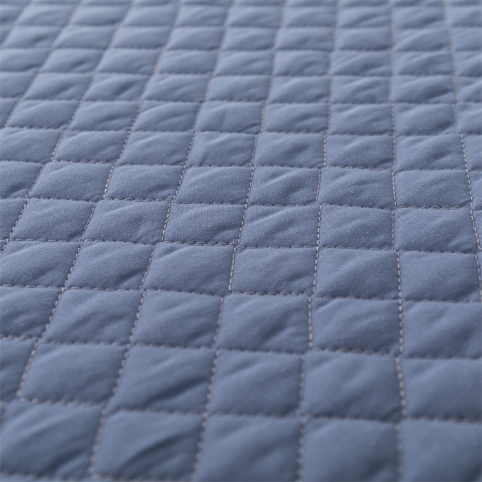 91家纺网 家纺一手货源 找家纺 优乐家纺 2025新款全棉四件套水洗纯棉夹棉绗缝加厚被罩 经典蓝