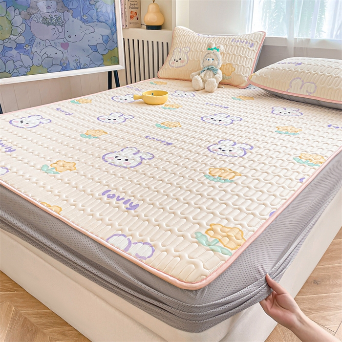 91家纺网 家纺一手货源 找家纺 布卢姆床垫 2025新款5mmA类乳胶凉席床笠套件夏被组合 许愿天空