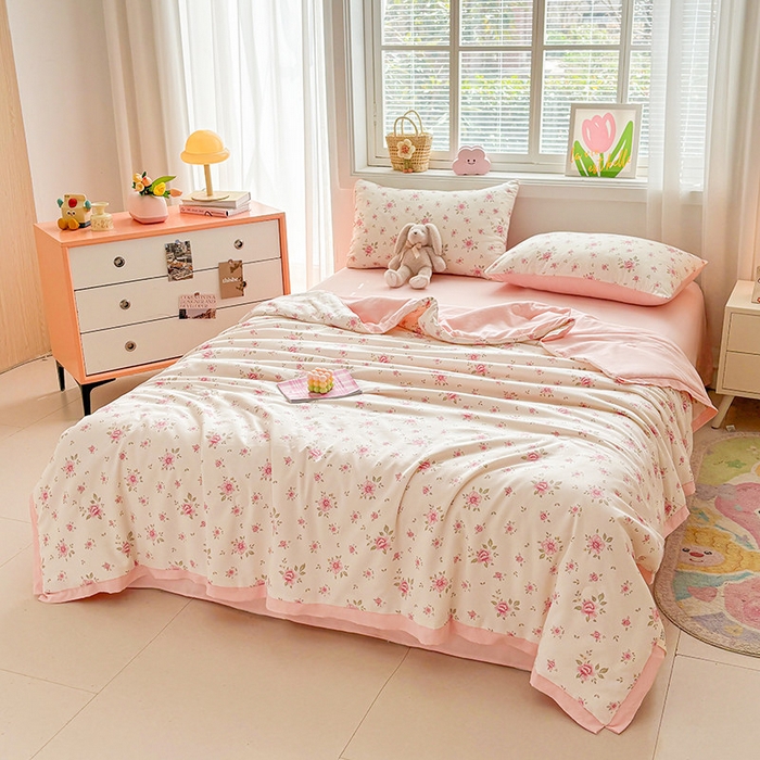 91家纺网 家纺一手货源 找家纺 （总）金喜 2025新款小清新风格有氧针织双层纱大豆被夏被四件套