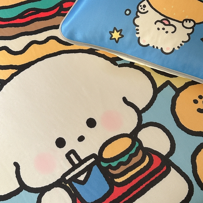 91家纺网 家纺一手货源 找家纺 美乐迪家纺 2025新款碳光凉感冰丝席 汉堡小狗