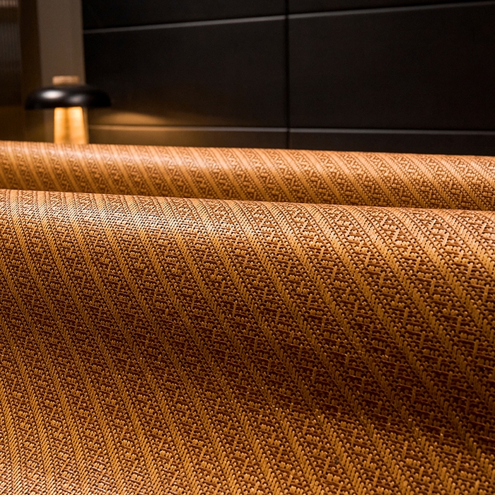 91家纺网 家纺一手货源 找家纺 绒艺席业 2025新款艾草藤席冰丝双面席席子凉席 游泳小企鹅-斜条纹