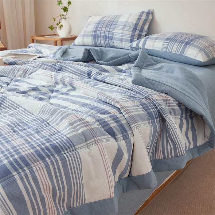 91家纺网 家纺一手货源 找家纺 （总）2025新款A类里外全棉夏凉被100%新疆棉纯棉全棉填充无印格子款空调被原棉夏被