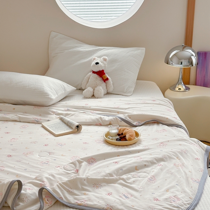 91家纺网 家纺一手货源 找家纺 觅糖家纺 2025新款软糯针织云柔大豆夏被 奶油小狗