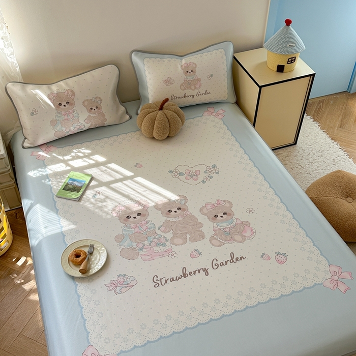 91家纺网 家纺一手货源 找家纺 美乐迪家纺 2025新款碳光凉感冰丝席 三只熊