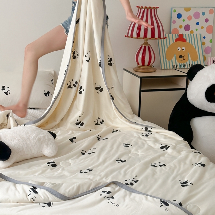 91家纺网 家纺一手货源 找家纺 觅糖家纺 2025新款软糯针织云柔大豆夏被 奶油熊猫