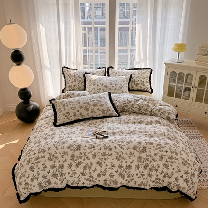 91家纺网 家纺一手货源 找家纺 （总）2025新款黑花边有氧云感m提花针织水洗m双层纱四件套