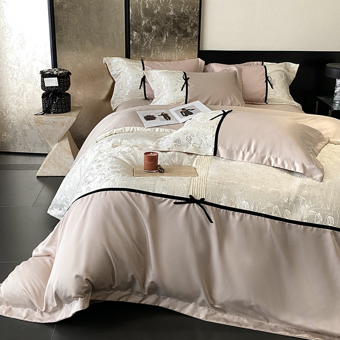 91家纺网 家纺一手货源 找家纺 优悦生活馆 2025年新款工艺款冰丝浮雕拼接四件套 璀璨之恋-香槟