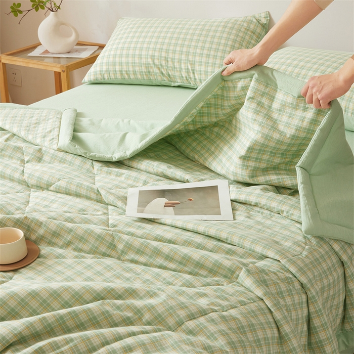 91家纺网 家纺一手货源 找家纺 2025新款A类里外全棉夏凉被100%新疆棉纯棉全棉填充无印格子款空调被原棉夏被 里外全棉-彩绿格