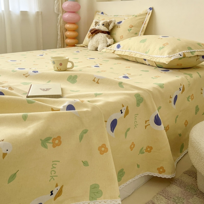 91家纺网 家纺一手货源 找家纺 新印象  2025新款花边老粗布床单款床笠款三件套幸运海鸥