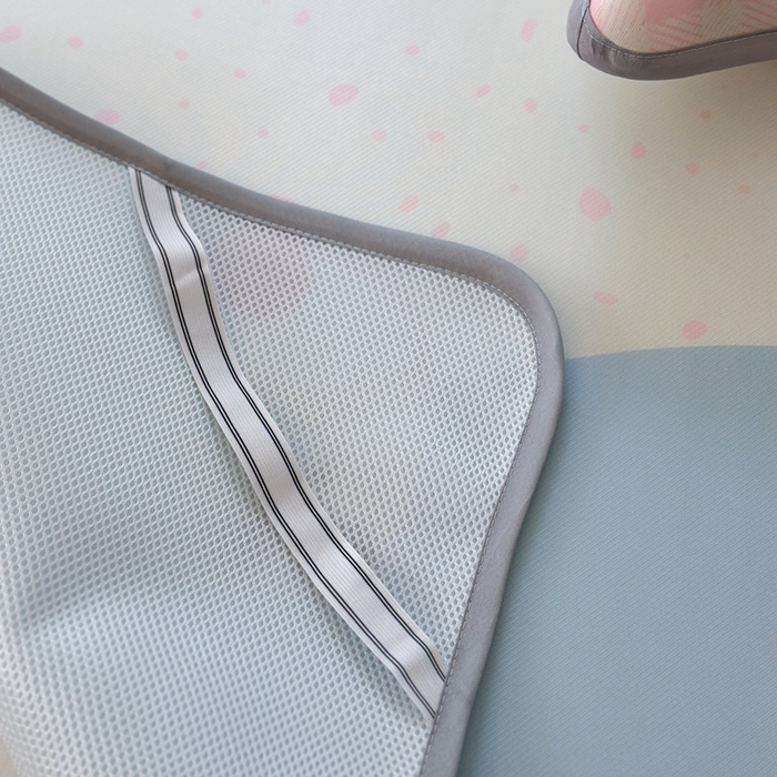 91家纺网 家纺一手货源 找家纺 美乐迪家纺 2025新款碳光凉感冰丝席 蛋糕腊肠狗