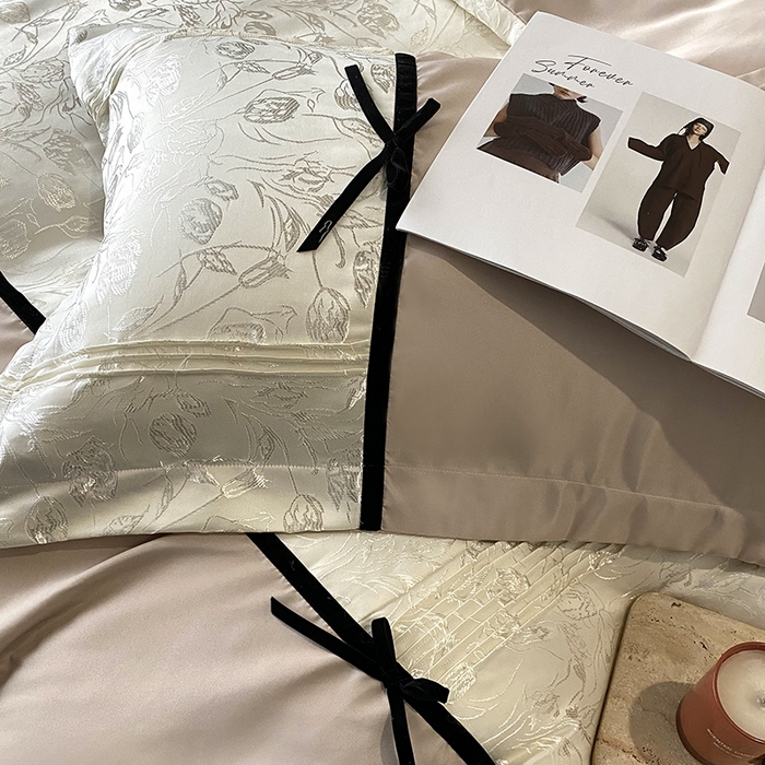 91家纺网 家纺一手货源 找家纺 优悦生活馆 2025年新款工艺款冰丝浮雕拼接四件套 璀璨之恋-香槟