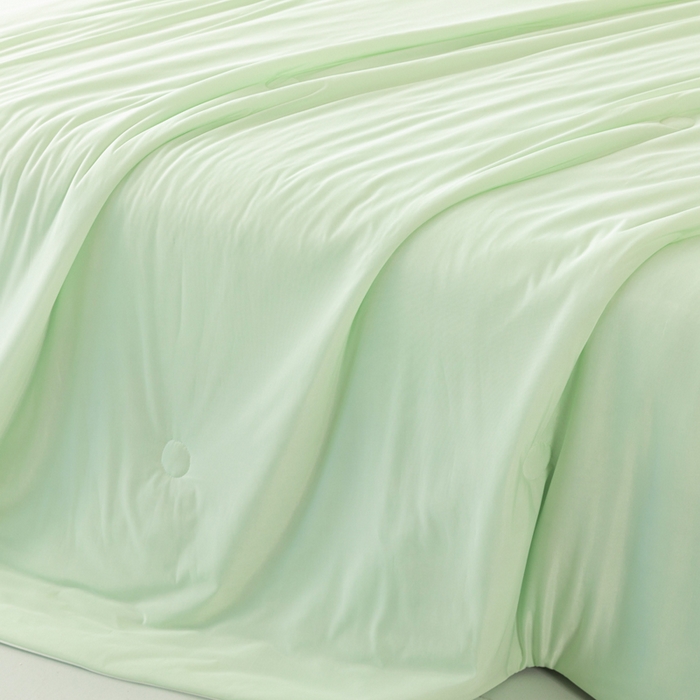 91家纺网 家纺一手货源 找家纺 瑜珠家纺 2025新款瑜珠云母凉感丝夏被 天水绿