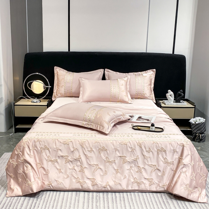 91家纺网 家纺一手货源 找家纺 子曰 2025新款金丝提花浮雕刺绣水洗真丝夏被四件套夏凉被空调被 醉蝴蝶-粉