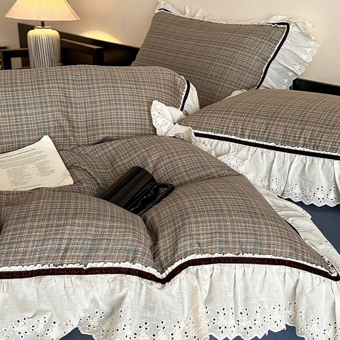 91家纺网 家纺一手货源 找家纺 蓝邻家纺 2025春夏新款全棉纯棉复古双层纱花边织带款四件套 梵可