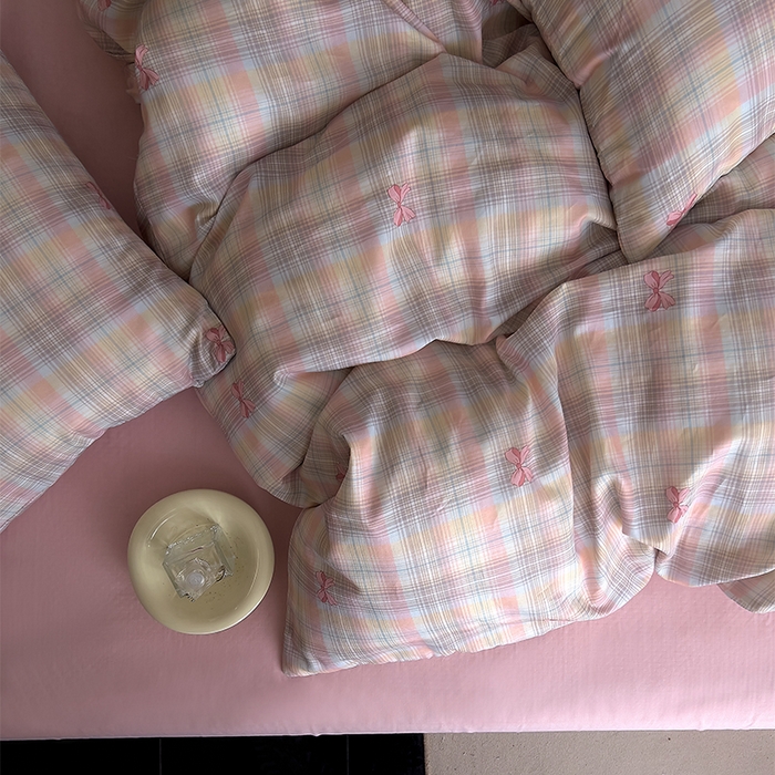 91家纺网 家纺一手货源 找家纺 优品阁  2025新款A类全棉有氧双层纱四件套 彩蝶飞飞