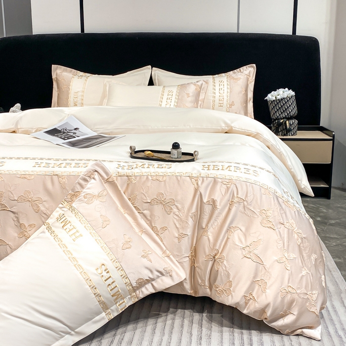 91家纺网 家纺一手货源 找家纺 子曰 2025新款金丝提花浮雕刺绣水洗真丝四件套 醉蝴蝶-米白