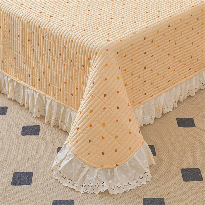 91家纺网 家纺一手货源 找家纺 恒爱家纺2025新款全棉纯棉韩版花边床盖 甜甜蜜蜜