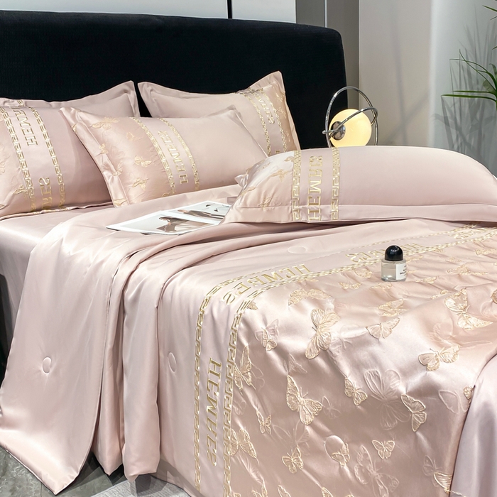 91家纺网 家纺一手货源 找家纺 子曰 2025新款金丝提花浮雕刺绣水洗真丝夏被四件套夏凉被空调被 醉蝴蝶-粉