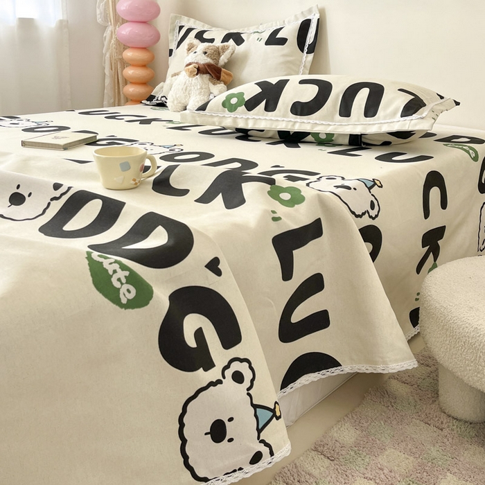 91家纺网 家纺一手货源 找家纺 新印象  2025新款花边老粗布床单款床笠款三件套字母熊