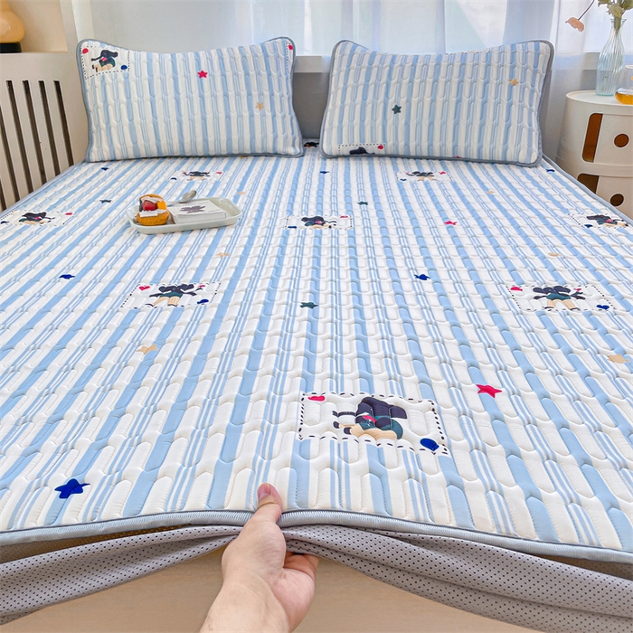 91家纺网 家纺一手货源 找家纺 布卢姆床垫 2025新款5mmA类乳胶凉席床笠套件夏被组合 条纹象