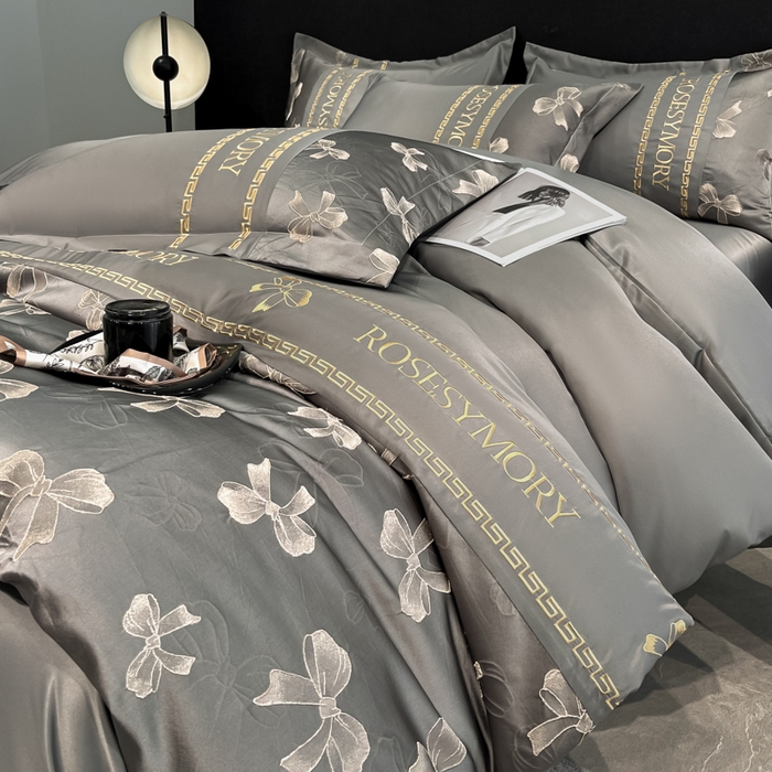 91家纺网 家纺一手货源 找家纺 米彩家纺 2025新款A类水洗真丝金丝浮雕提花绣花四件套 情结-深灰