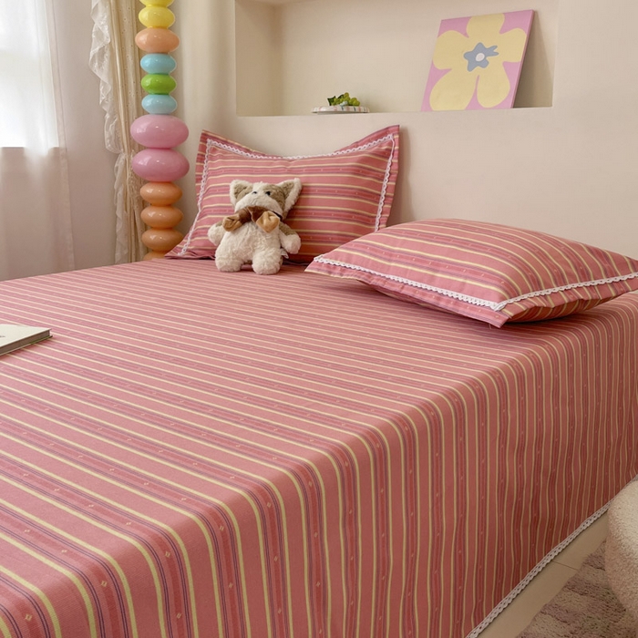 91家纺网 家纺一手货源 找家纺 新印象  2025新款花边老粗布床单款床笠款三件套细条纹-红